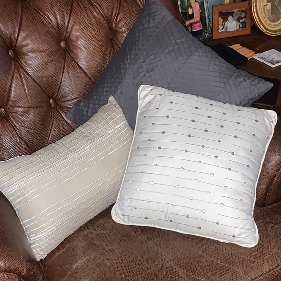 Throw pillow from Macy’s bedroom or couch pillow - Picture 1 of 8